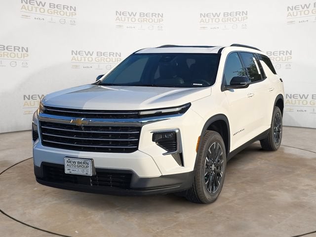 2026 Chevrolet Traverse LT in Summit White — front three-quarter view