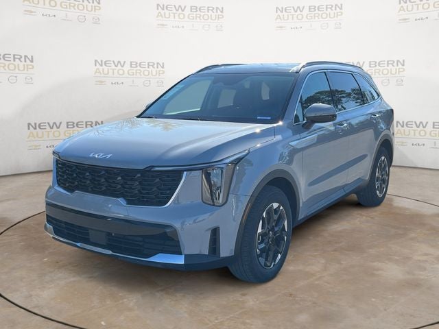 2026 Kia Sorento S in Wolf Gray — front three-quarter view