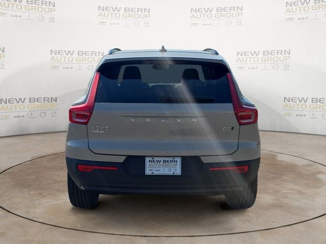 2026 Volvo XC40 — interior view